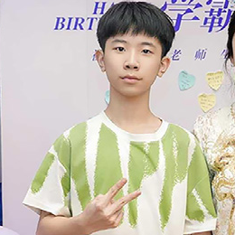 优优儿子