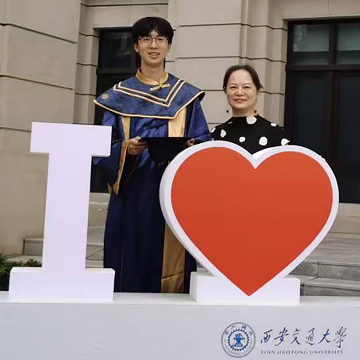 魏波儿子